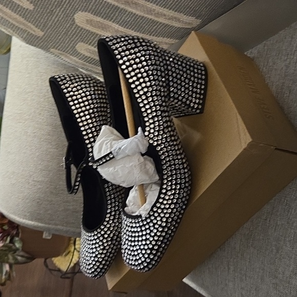 NWT Steve Madden Black Rhinstones Shoes - Picture 8 of 9